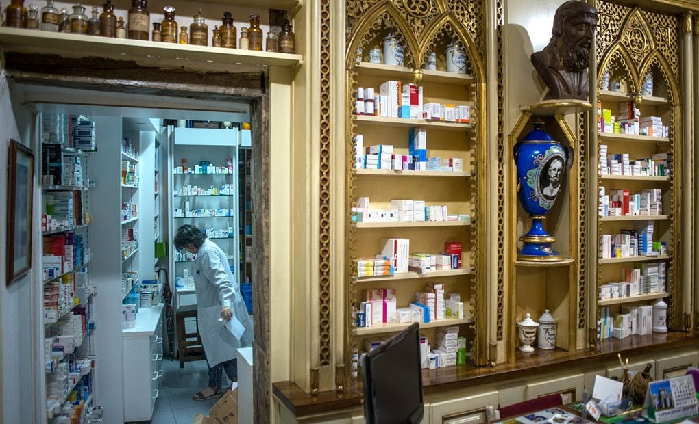 Farmacias En Los Antiguos